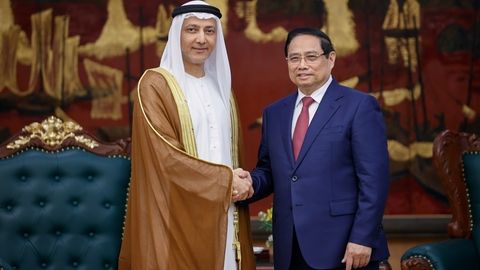 Thủ tướng thúc đẩy UAE cung cấp dầu khí cho Việt Nam theo nhu cầu, an toàn và đúng hạn