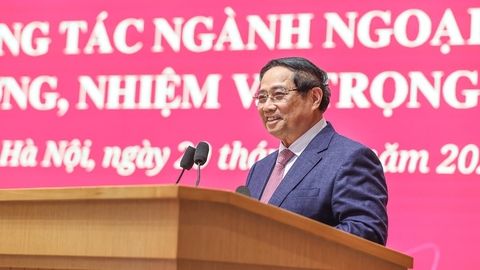 Thủ tướng: Củng cố vững chắc vành đai an ninh - phát triển của đất nước, giữ thế chủ động chiến lược