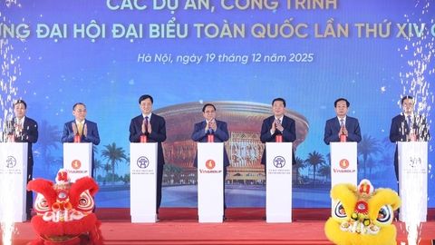 Thủ tướng: Triển khai các dự án trọng điểm quốc gia "thần tốc, táo bạo, sáng tạo, bứt phá, an toàn, chất lượng"