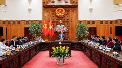 Thủ tướng Phạm Minh Chính chủ trì cuộc họp về điều hành chính sách tiền tệ, tài khóa