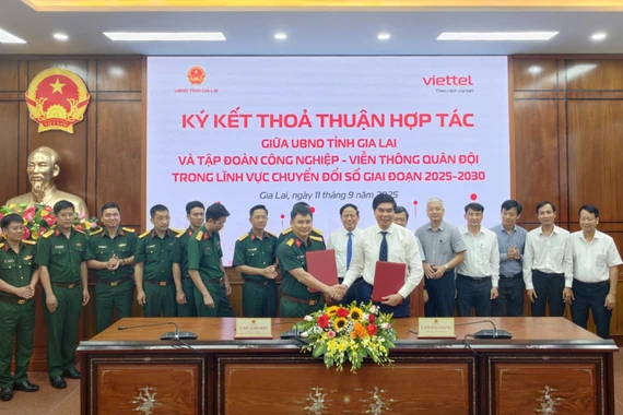 UBND tỉnh Gia Lai và Viettel ký thỏa thuận hợp tác về chuyển đổi số
