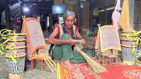Những đảng viên gương mẫu, tiên phong ở buôn làng