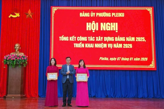 Đảng ủy phường Pleiku tổng kết công tác xây dựng Đảng năm 2025