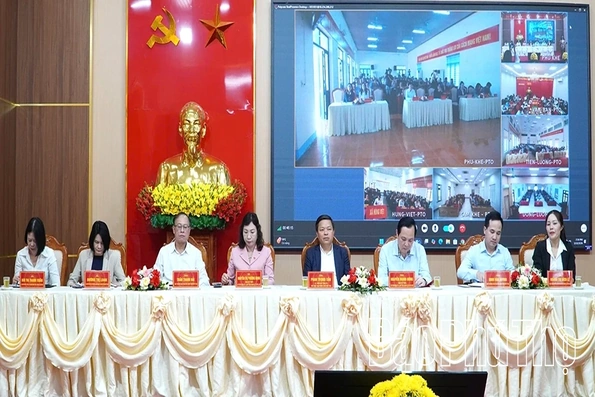 Ứng cử viên đại biểu HĐND tỉnh tiếp xúc cử tri tại Đơn vị bầu cử số 6