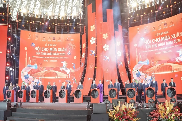 Khai mạc Hội chợ Mùa Xuân lần thứ nhất năm 2026