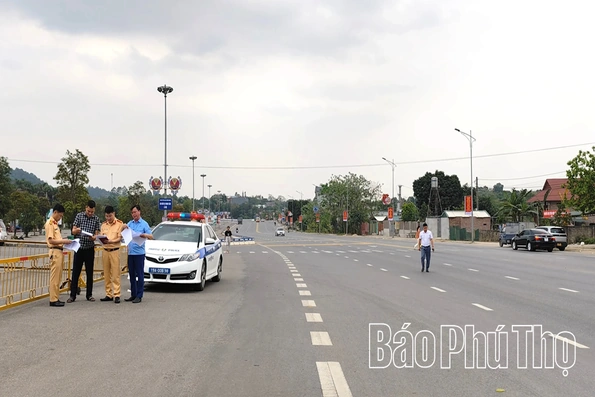 Triển khai phương án đảm bảo trật tự an toàn giao thông dịp Giỗ tổ Hùng Vương - Lễ hội Đền Hùng và Tuần Văn hóa - Du lịch Đất Tổ