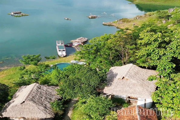 Xoan Retreat – Nơi trải nghiệm đầy cảm xúc trên hồ Hoà Bình