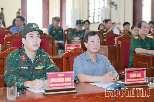 Phó Bí thư Thường trực Tỉnh ủy Bùi Văn Quang kiểm tra luyện tập diễn tập tác chiến xã Đồng Lương