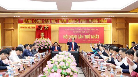 Hội nghị lần thứ nhất Ban Chấp hành Đảng bộ tỉnh Hà Tĩnh khóa XX
