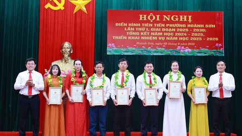 Vinh danh các điển hình tiên tiến trong phong trào thi đua yêu nước