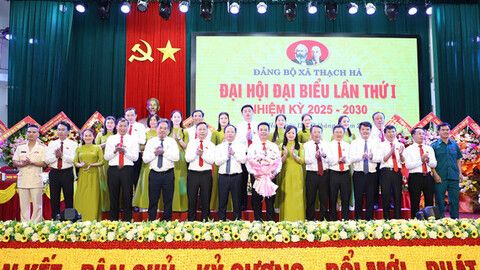 Bí thư Tỉnh ủy dự Đại hội Đảng bộ xã Thạch Hà