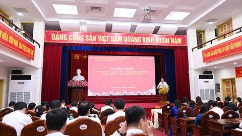 Phát huy truyền thống 80 năm, nỗ lực đổi mới vì sự nghiệp đào tạo cán bộ