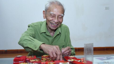 Trung tá Phan Xuân Đức - đảng viên 70 năm tuổi Đảng trung kiên, mẫu mực