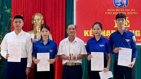 "Ươm mầm" đảng viên từ phong trào thi đua ở cơ sở