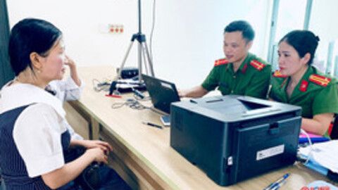 Hà Tĩnh triển khai đổi thẻ đảng viên trên nền tảng cơ sở dữ liệu quốc gia về dân cư