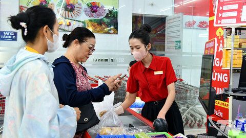 Chợ, siêu thị đã hoạt động bình thường