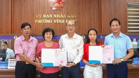 Vĩnh Hưng bứt phá từ việc khó