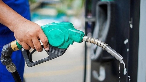 Chi tạm ứng 8.000 tỷ đồng cho Quỹ Bình ổn giá xăng dầu