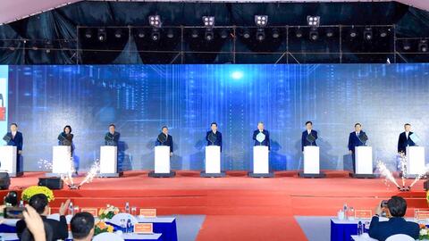 Chuyển động mạnh mẽ từ những ngày đầu, tháng đầu