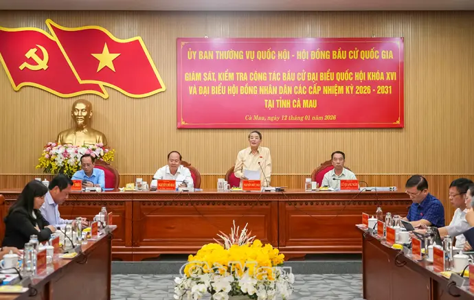 Phó Chủ tịch Quốc hội Nguyễn Đức Hải kiểm tra công tác bầu cử tại Cà Mau