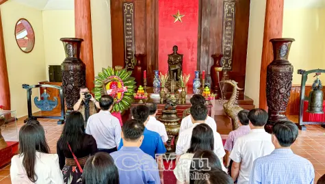 Tấm lòng người dân Cà Mau với Bác Hồ