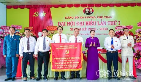 Quyết tâm xây dựng quê hương giàu đẹp, văn minh, nghĩa tình