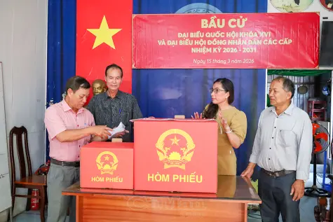 Gửi gắm niềm tin qua lá phiếu