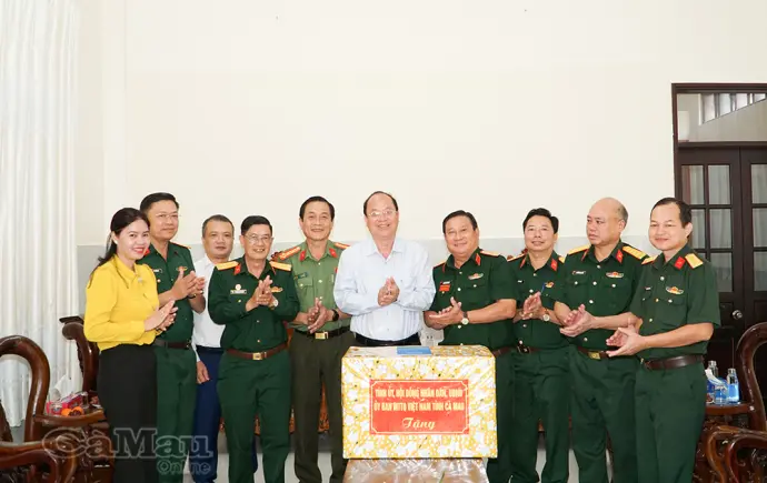 Thắt chặt phối hợp giữa Cà Mau và Quân khu 9