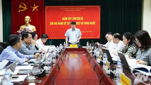 Gắn hoạt động khoa học và công nghệ với giải quyết các vấn đề thực tiễn