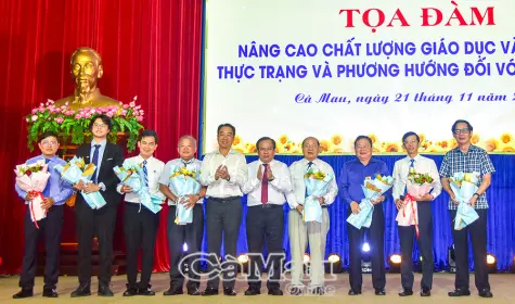 Nhiều hiến kế để Cà Mau thực hiện Nghị quyết 71 về đột phá phát triển giáo dục