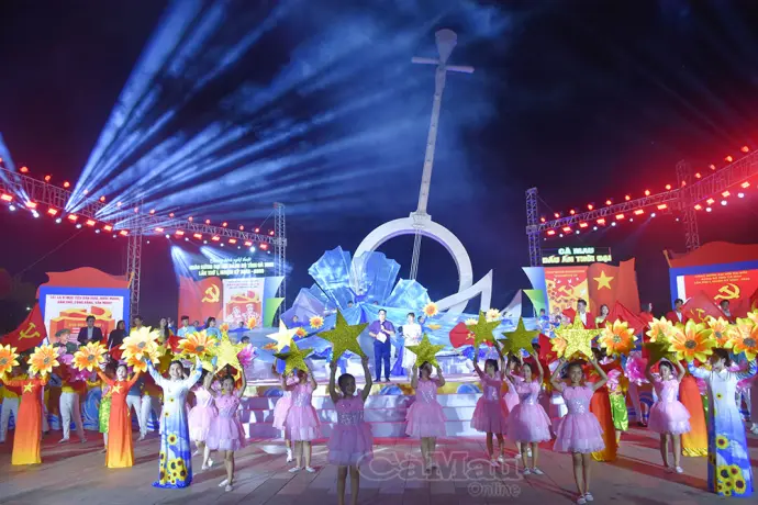 Phúc khảo chương trình nghệ thuật chào mừng thành công Đại hội đại biểu Đảng bộ tỉnh