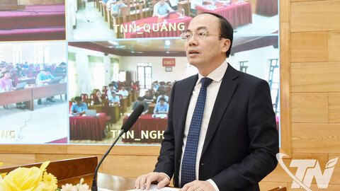 Các ứng cử viên đại biểu Quốc hội khóa XVI tiếp xúc cử tri 6 xã phía Bắc Thái Nguyên