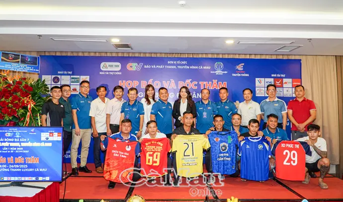 Giải bóng đá Sân 7 Cúp Báo và Phát thanh, Truyền hình Cà Mau khai mạc vào ngày 25/9