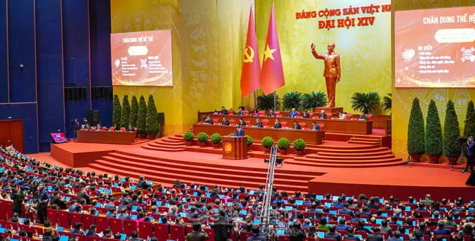 Tiếp tục phiên thảo luận tại hội trường về các văn kiện Đại hội XIV của Đảng