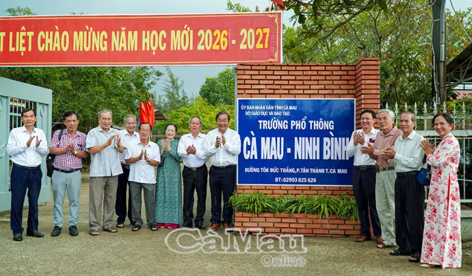 Ngôi trường gợi nhớ nghĩa tình Cà Mau - Ninh Bình