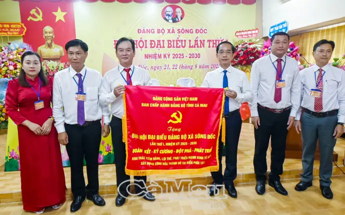 Sông Đốc xây dựng đô thị biển phát triển bền vững