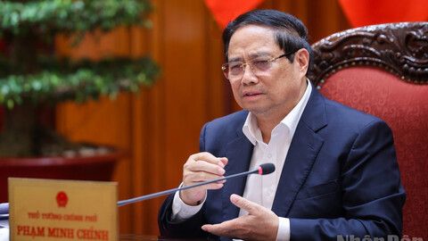 Kiên định mục tiêu ổn định kinh tế vĩ mô, kiểm soát lạm phát, thúc đẩy tăng trưởng