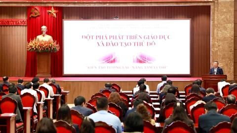 Hà Nội áp dụng "bốn so sánh", "sáu rõ" trong phát triển giáo dục