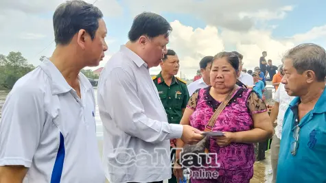 Chủ tịch UBND tỉnh chỉ đạo khẩn trương khắc phục hậu quả vụ cháy chợ Thanh Tùng