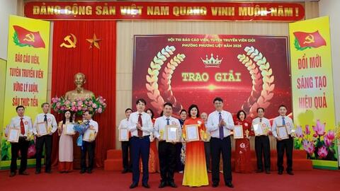 Chung khảo Hội thi báo cáo viên, tuyên truyền viên giỏi phường Phương Liệt năm 2026