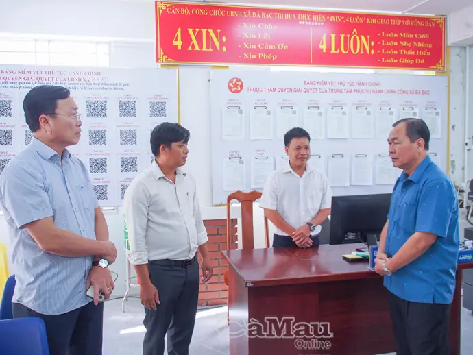 Xây dựng đội ngũ cán bộ “vừa hồng, vừa chuyên” trong tình hình mới