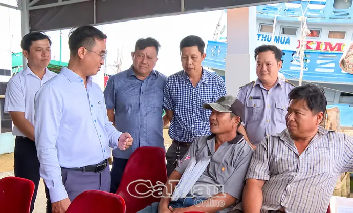 Khảo sát hạ tầng cảng cá và công tác chống IUU tại Sông Đốc