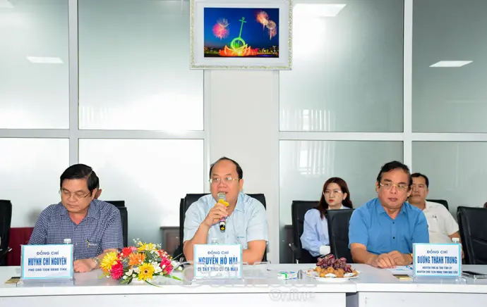 Chung tay tháo gỡ khó khăn để dự án điện khí LNG sớm triển khai