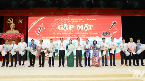 Thái Nguyên: Gặp mặt kỷ niệm Ngày Báo chí cách mạng Việt Nam và trao Giải Báo chí Huỳnh Thúc Kháng