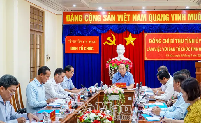 Công tác xây dựng, tổ chức Đảng phải tiên phong, đi đầu
