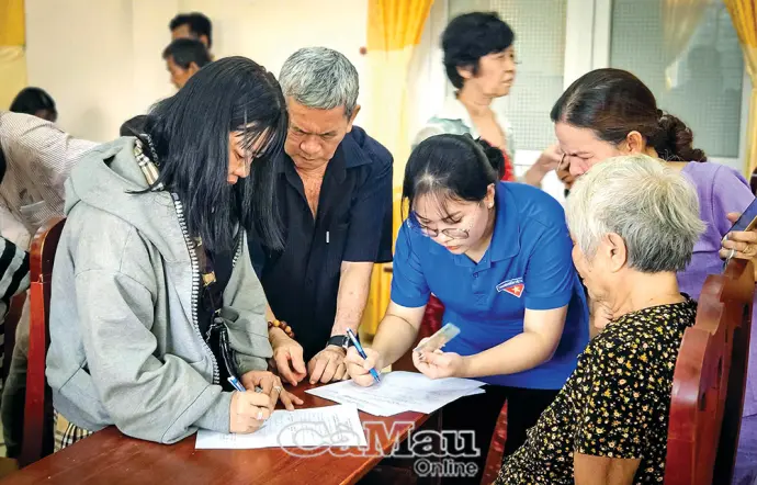 Điểm tựa đồng bào