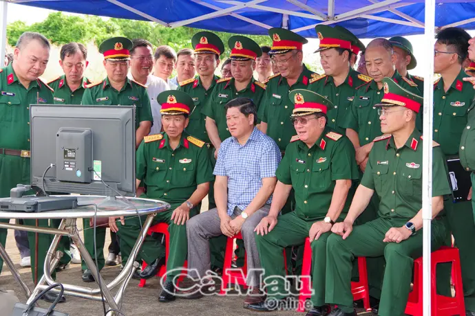 Quân khu 9 bàn giao đất quốc phòng tại Cà Mau cho Tổng cục II