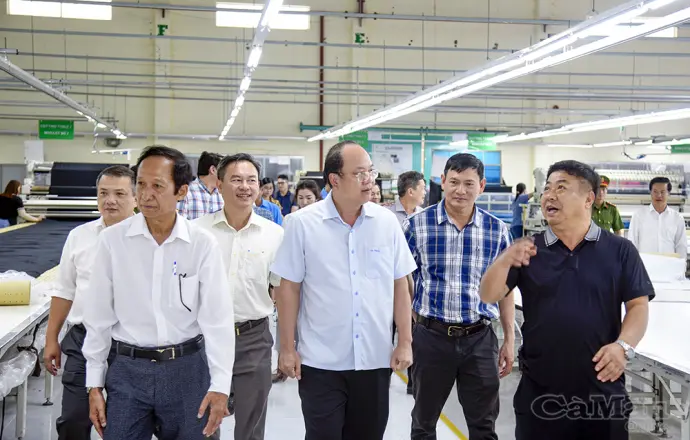 Nâng cao kỷ cương, đoàn kết nội bộ để thực hiện thắng lợi Nghị quyết Đại hội