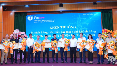 Công ty Điện lực Thái Nguyên tri ân khách hàng tiêu biểu