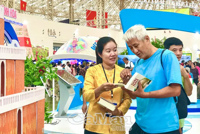 “Sứ giả” Cà Mau trên đất Thủ đô